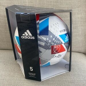 COPY - New adidas Match ball